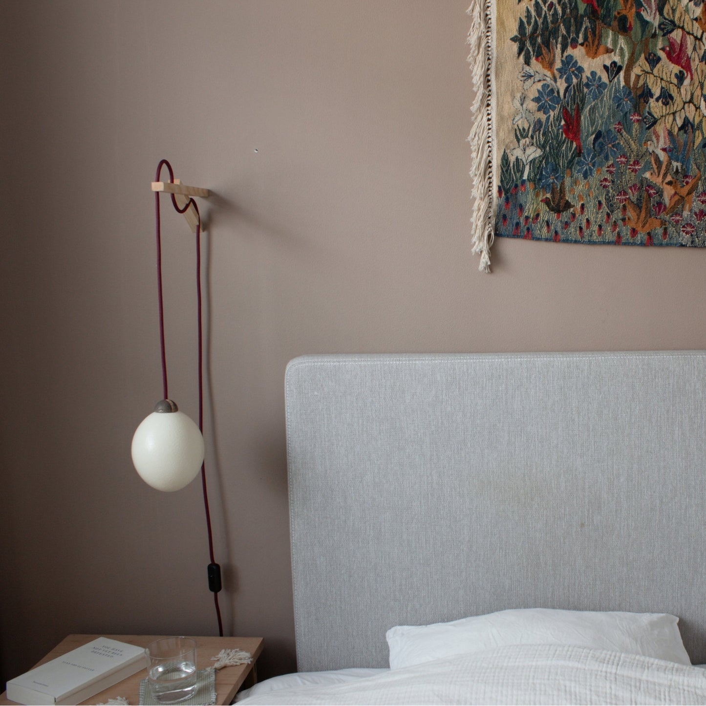 Lunar Lumin | Suspended